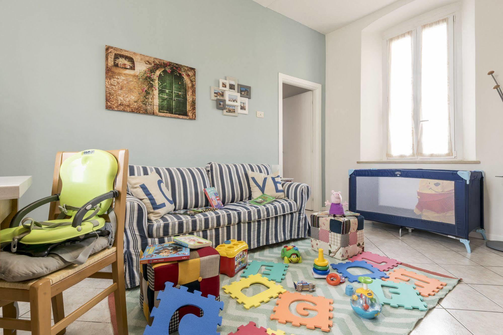 Апартаменти Casa Sofia -Airport Free Shuttle-H24 Бергамо Екстер'єр фото
